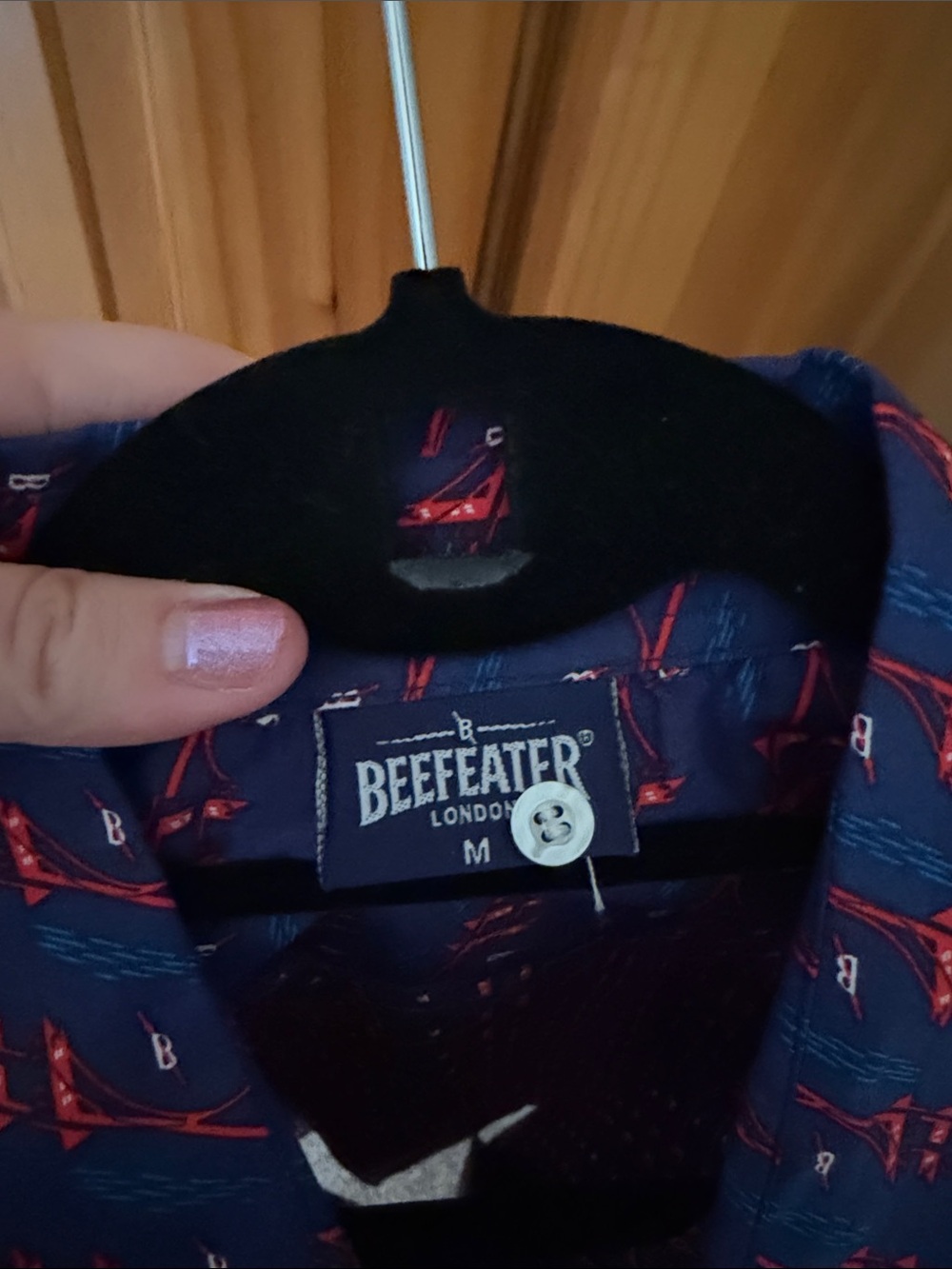 Beefeater London Bridge Button down - Picture 2 of 5